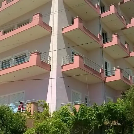 Guest house Qatips 1 Sarande