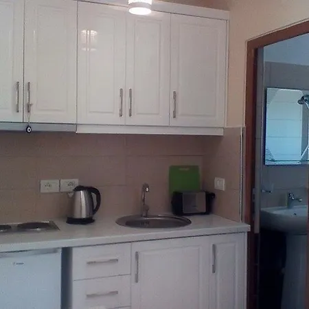 Guest house Qatips 1 Sarande