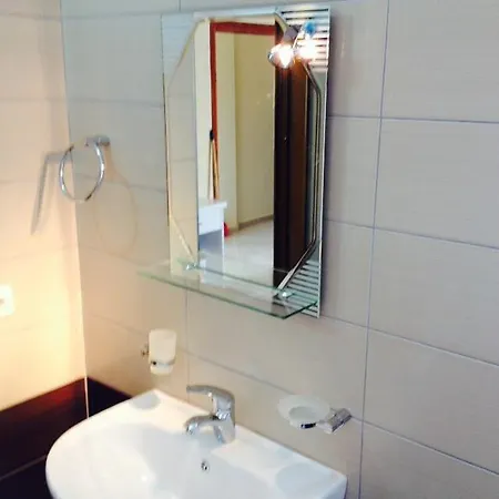 Guest house Qatips 1 Sarande